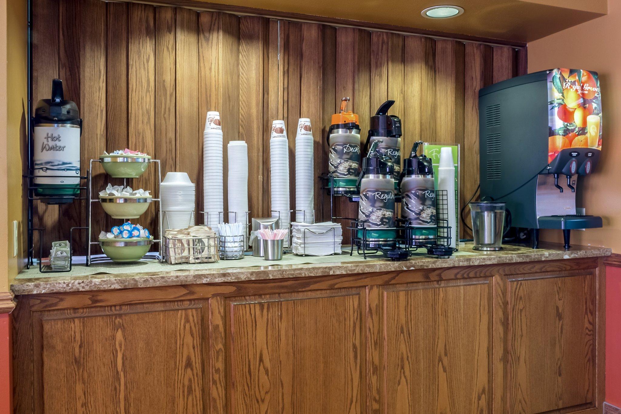 Quality Inn Huron Extérieur photo